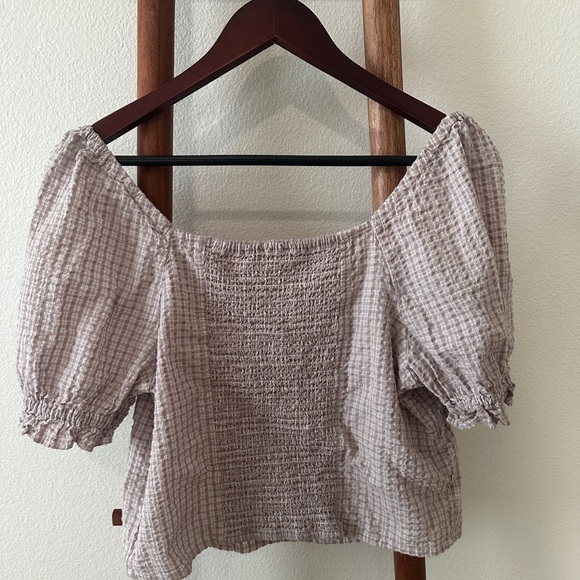 Madewell SEERSUCKER HOPEWELL PUFF-SLEEVE CROP TOP IN PLAID Lilac Purple Smocked - Picture 5 of 6